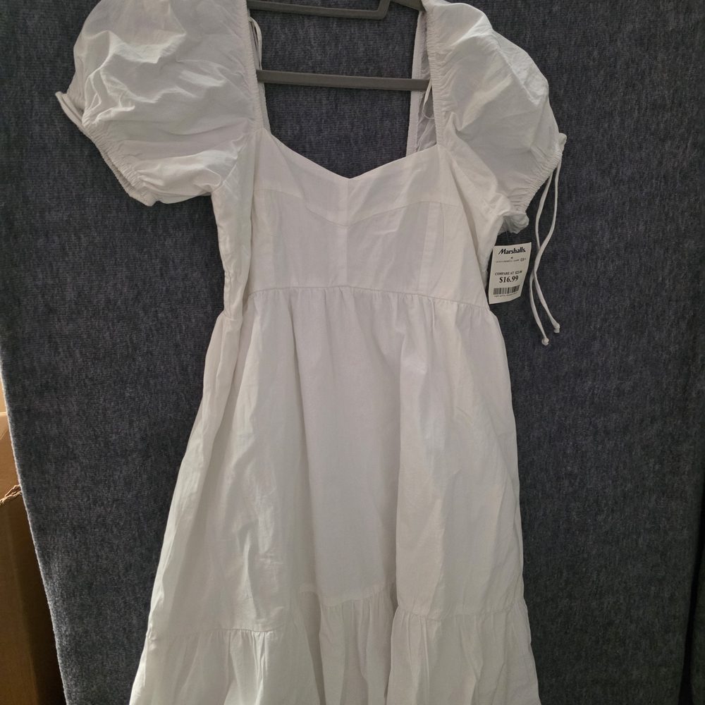 Chic White Puff Sleeve Mini Dress